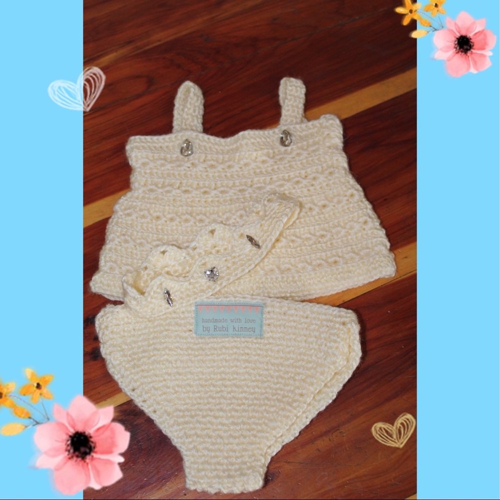 New born crochet outfit